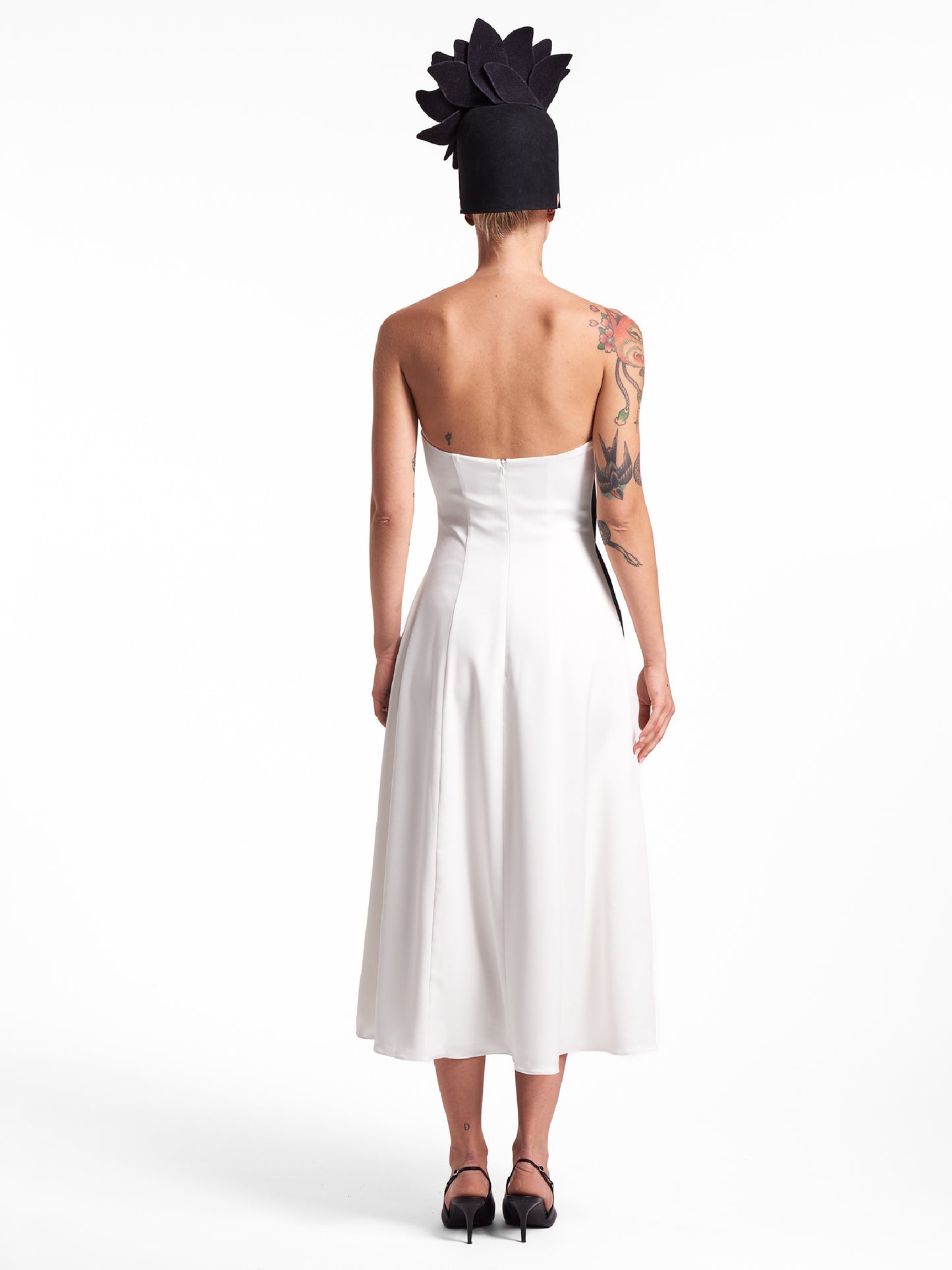 Rochie midi albă Noir Blossom Lavine HL26001