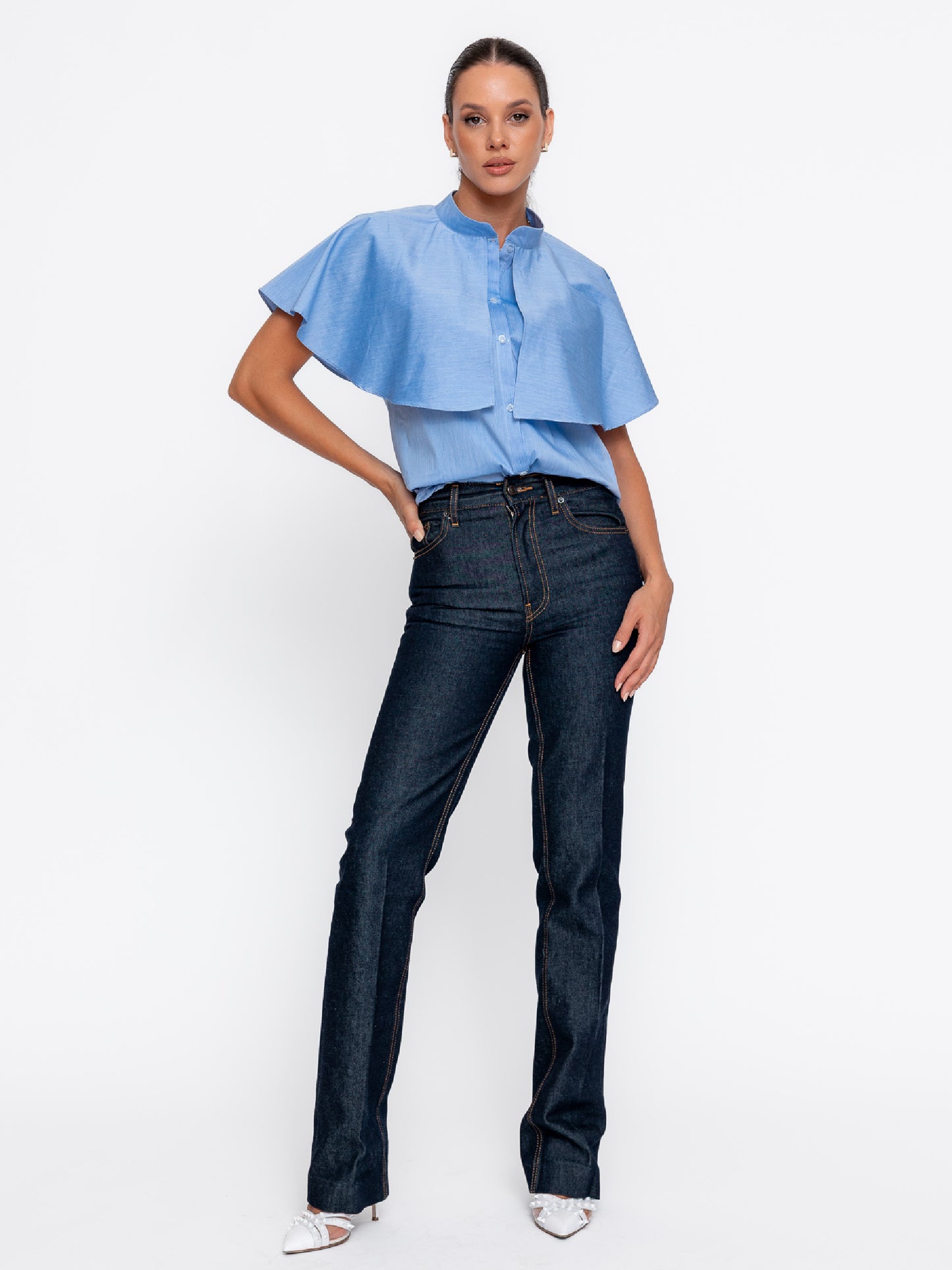 Cămașa din poplin Harera cu guler rusesc și capă, albastra H25C002