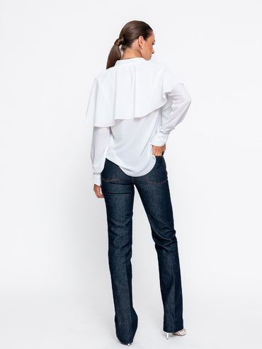 Cămașă din voal Harera cu mânecă lungă și capă tip volan, alba H25C003