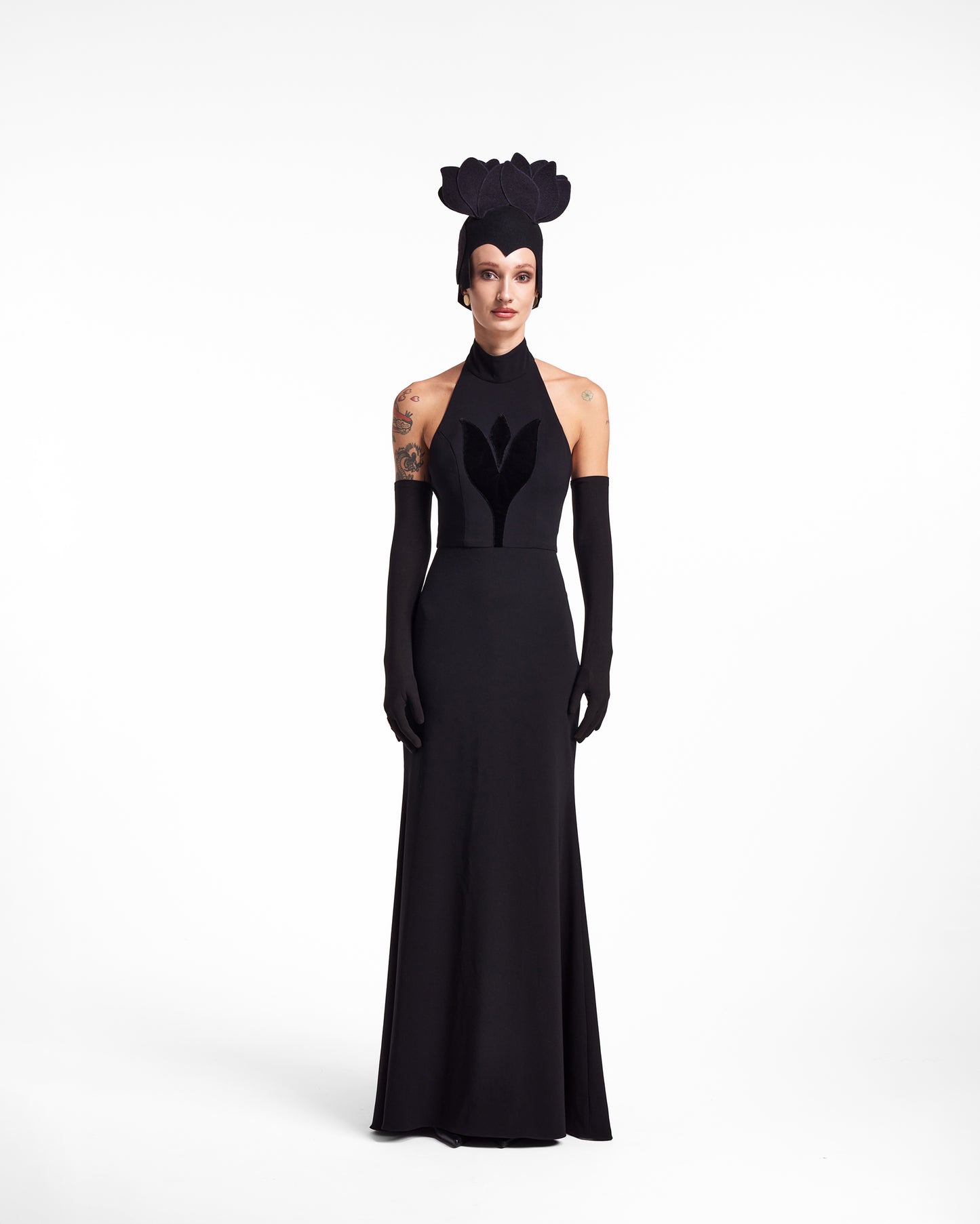 Rochie neagra lunga pe gat The Last Bloom Lavine HL26013