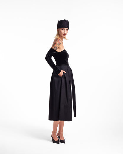 Rochie neagra in contrast Tulip Eclipse Lavine HL26007